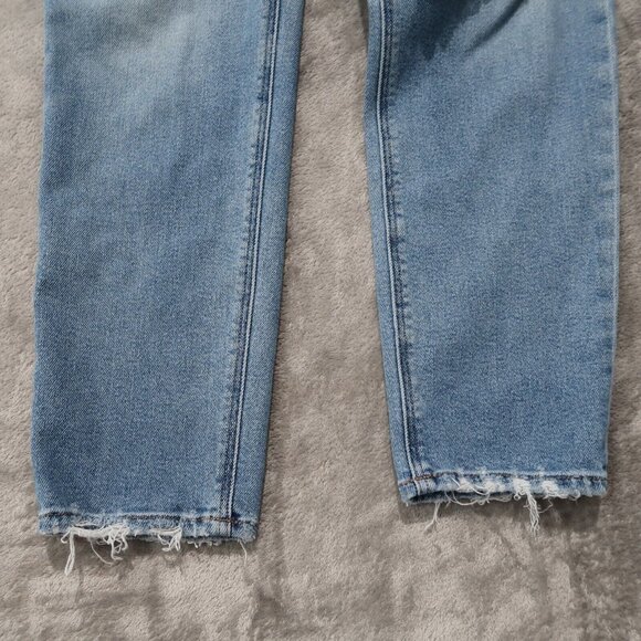 American Eagle Jeans Womens 6 Blue Mom Pants Whiskering Slim Straight Distressed - Picture 3 of 16